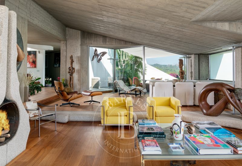 Villa Art of a Kind