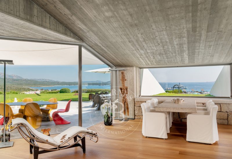 Villa Art of Kind
