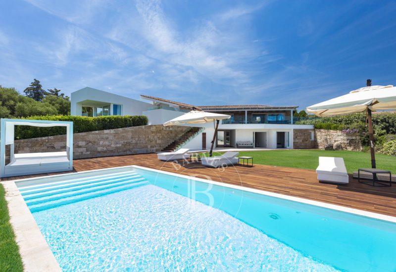 Villa Blanc Eden