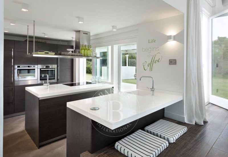 Villa Blanc Eden
